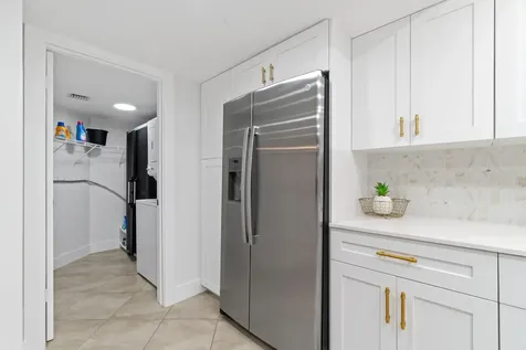 2455 Lindell Boulevard Delray Beach FL 33444