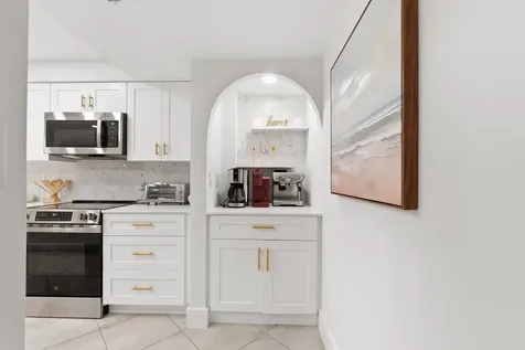 2455 Lindell Boulevard Delray Beach FL 33444