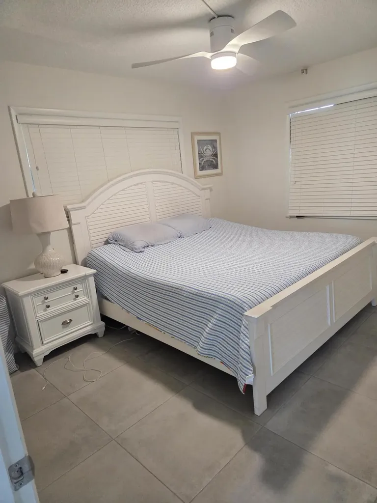316 Farnham P Deerfield Beach FL 33442