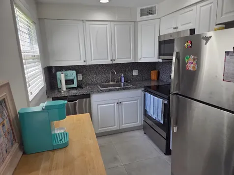 316 Farnham P Deerfield Beach FL 33442