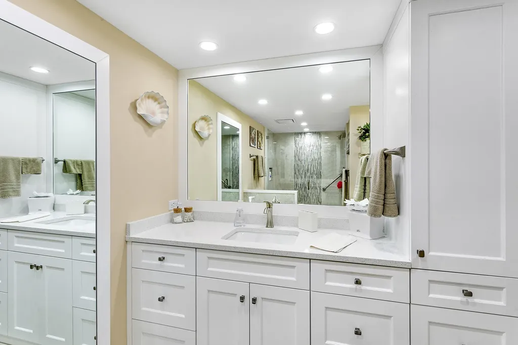 5070 N Ocean Drive Singer Island FL 33404