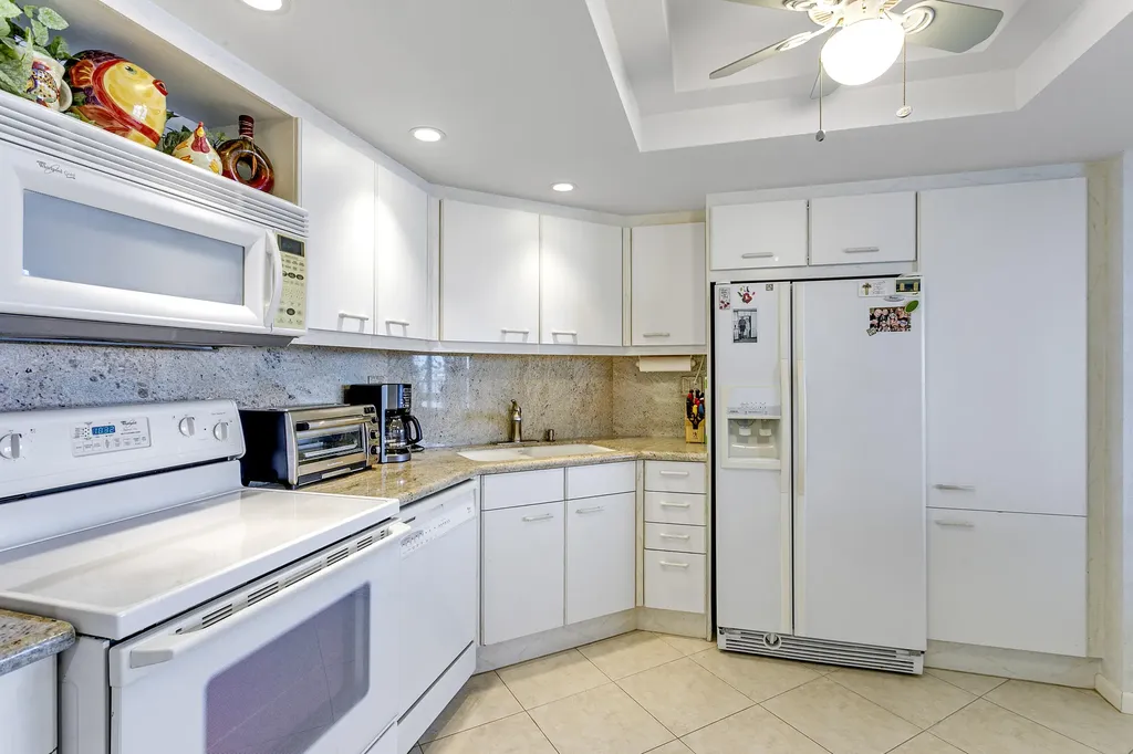 5070 N Ocean Drive Singer Island FL 33404
