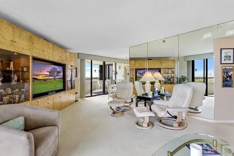 5070 N Ocean Drive Singer Island FL 33404