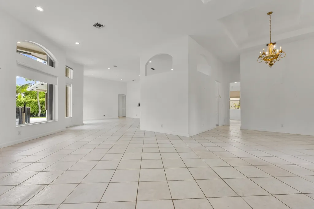 9641 Parkview Avenue Boca Raton FL 33428