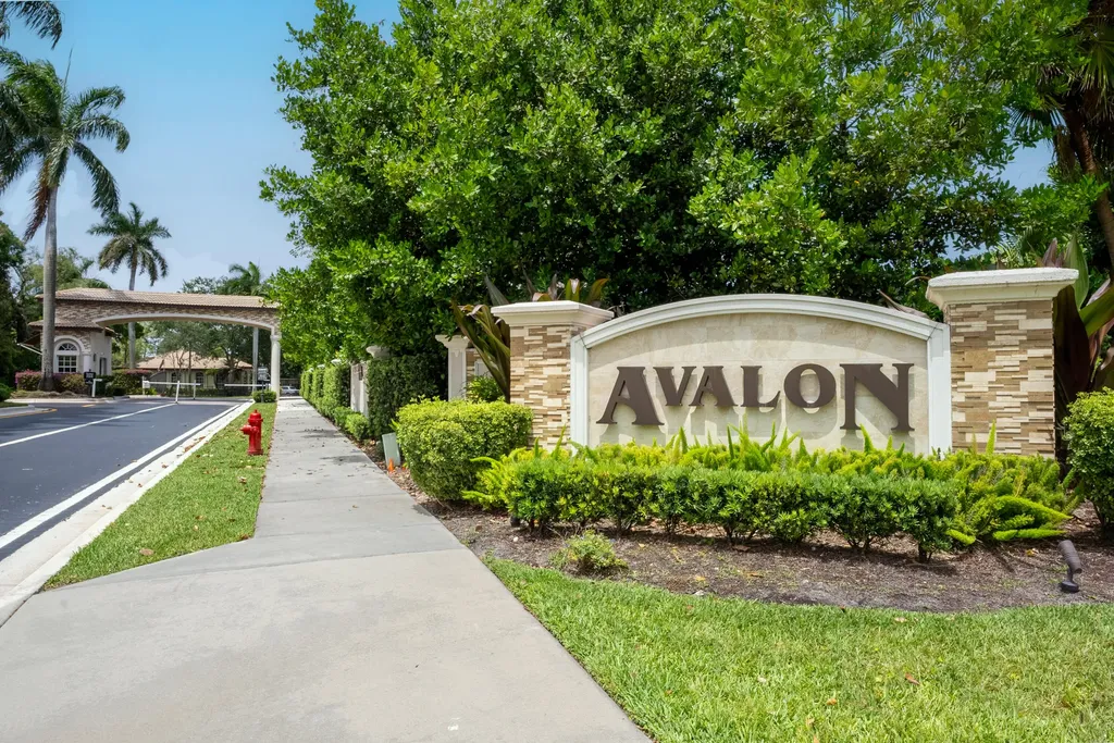 9641 Parkview Avenue Boca Raton FL 33428