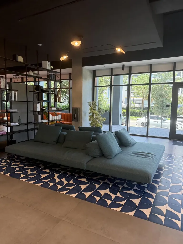 307 SW 5th Street Fort Lauderdale FL 33315