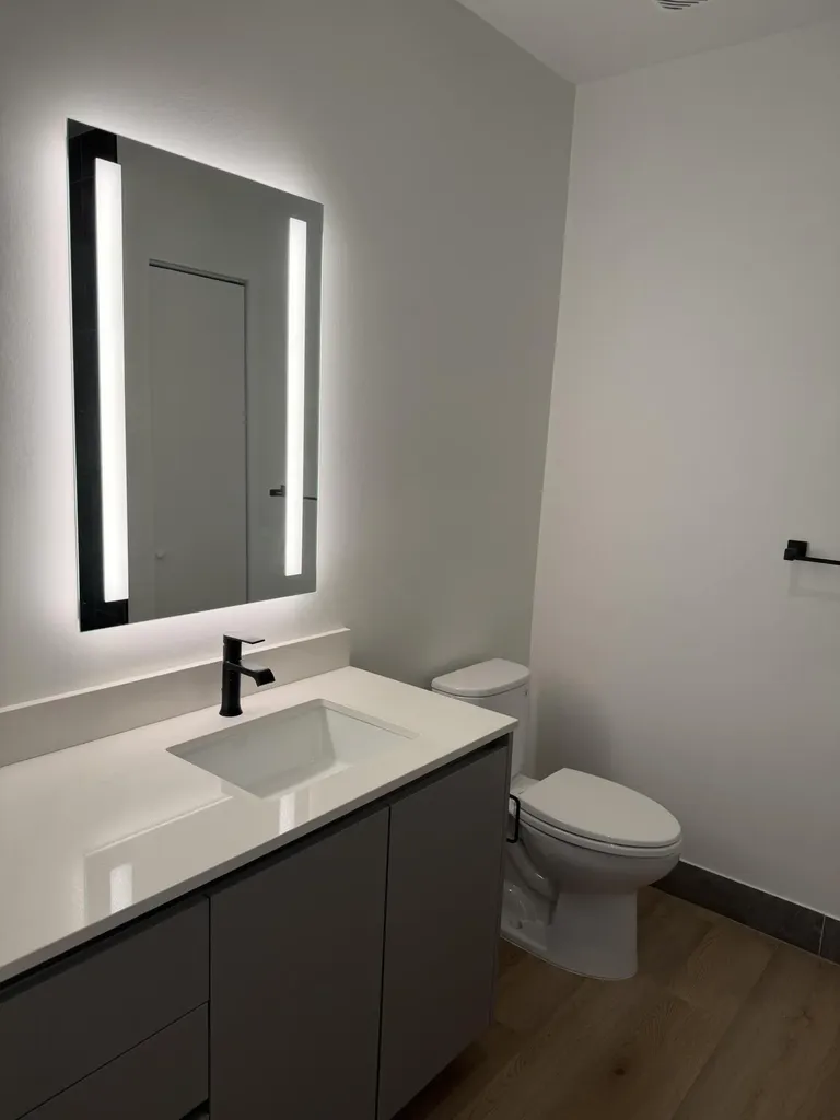 307 SW 5th Street Fort Lauderdale FL 33315