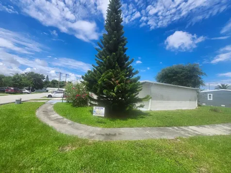 290 NW 218th Way Pembroke Pines FL 33029