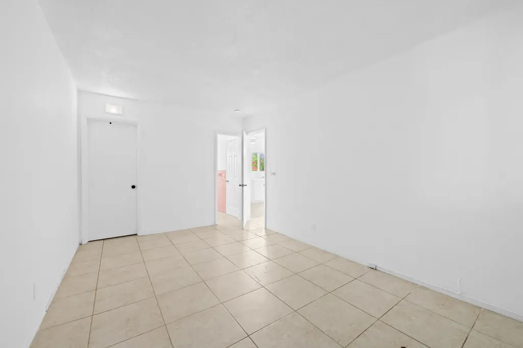 2601 NE 1st Street Pompano Beach FL 33062