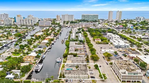 2601 NE 1st Street Pompano Beach FL 33062