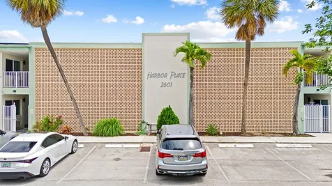 2601 NE 1st Street Pompano Beach FL 33062