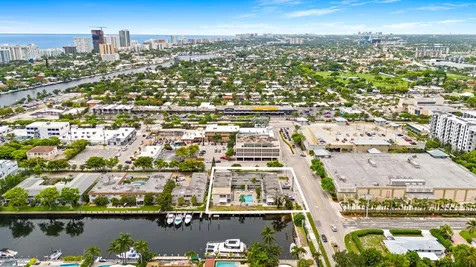 2601 NE 1st Street Pompano Beach FL 33062
