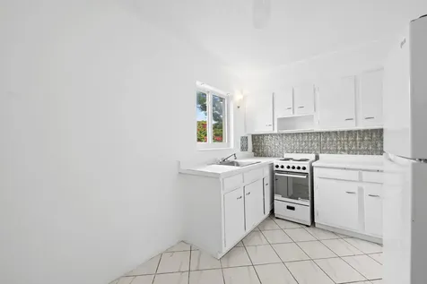 2601 NE 1st Street Pompano Beach FL 33062