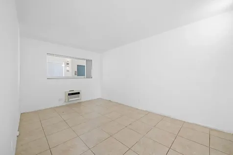 2601 NE 1st Street Pompano Beach FL 33062