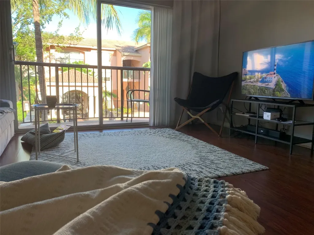 2005 SE 10th Avenue Fort Lauderdale FL 33316