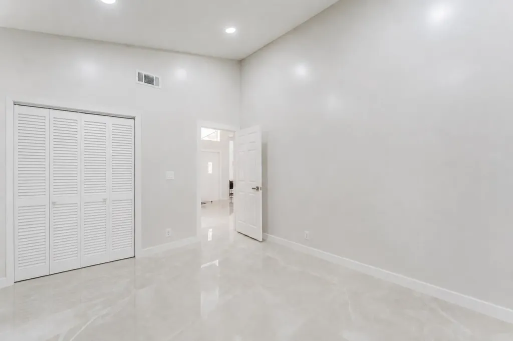 7512 Eagle Point Drive Delray Beach FL 33446