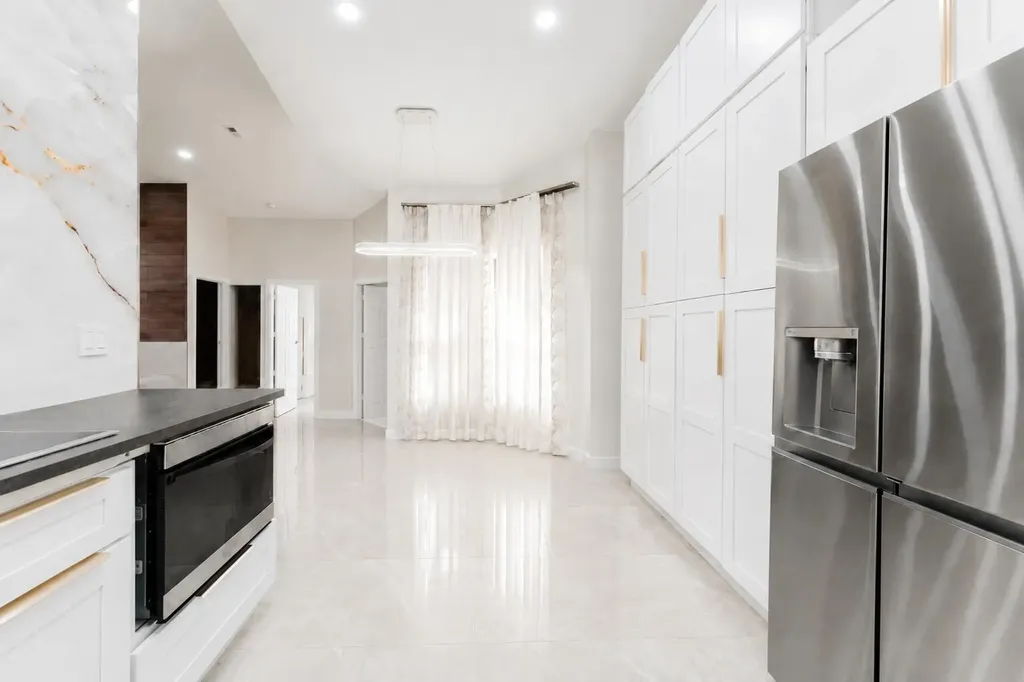 7512 Eagle Point Drive Delray Beach FL 33446