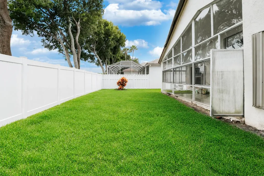 7512 Eagle Point Drive Delray Beach FL 33446