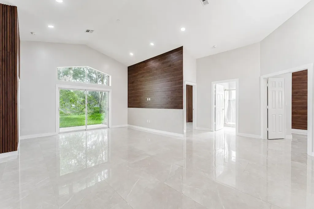 7512 Eagle Point Drive Delray Beach FL 33446