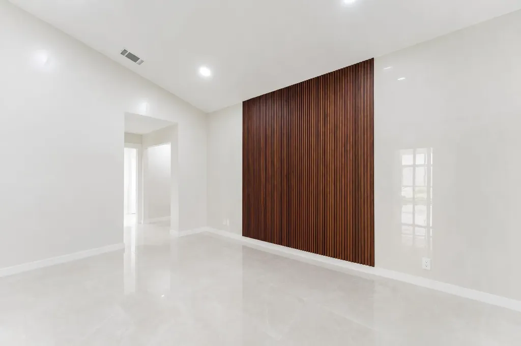 7512 Eagle Point Drive Delray Beach FL 33446