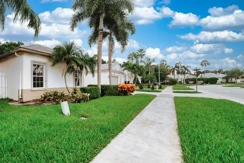 7512 Eagle Point Drive Delray Beach FL 33446