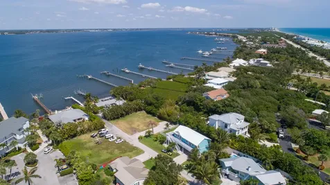 5157 NE Shore Village Terrace Hutchinson Island FL 34996