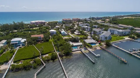 5157 NE Shore Village Terrace Hutchinson Island FL 34996