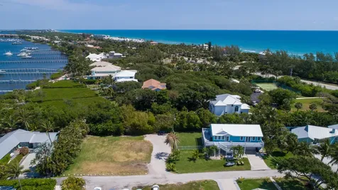 5157 NE Shore Village Terrace Hutchinson Island FL 34996