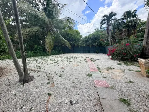 819 SW 9th Terrace Fort Lauderdale FL 33315