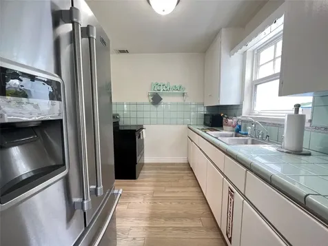 819 SW 9th Terrace Fort Lauderdale FL 33315
