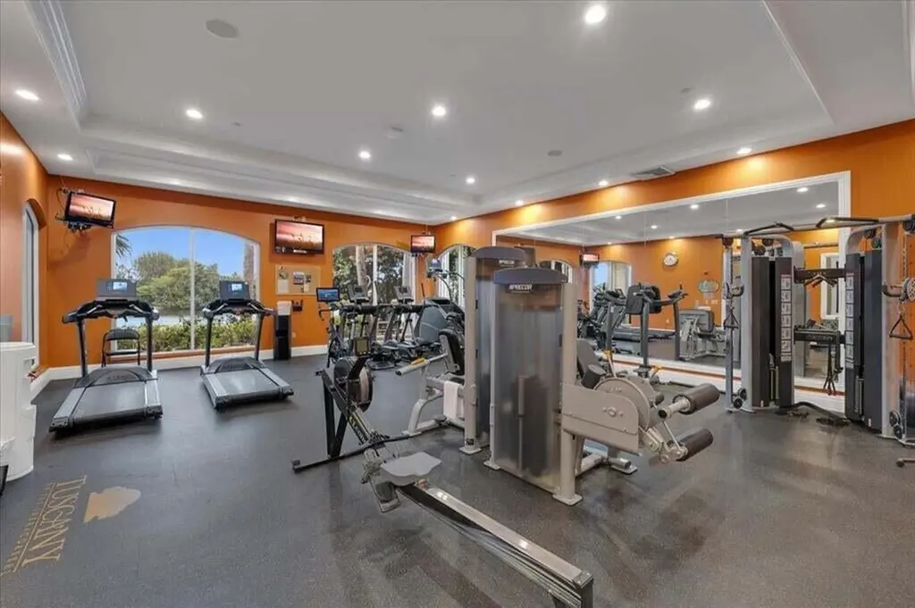 1106 Tuscany Way Boynton Beach FL 33435