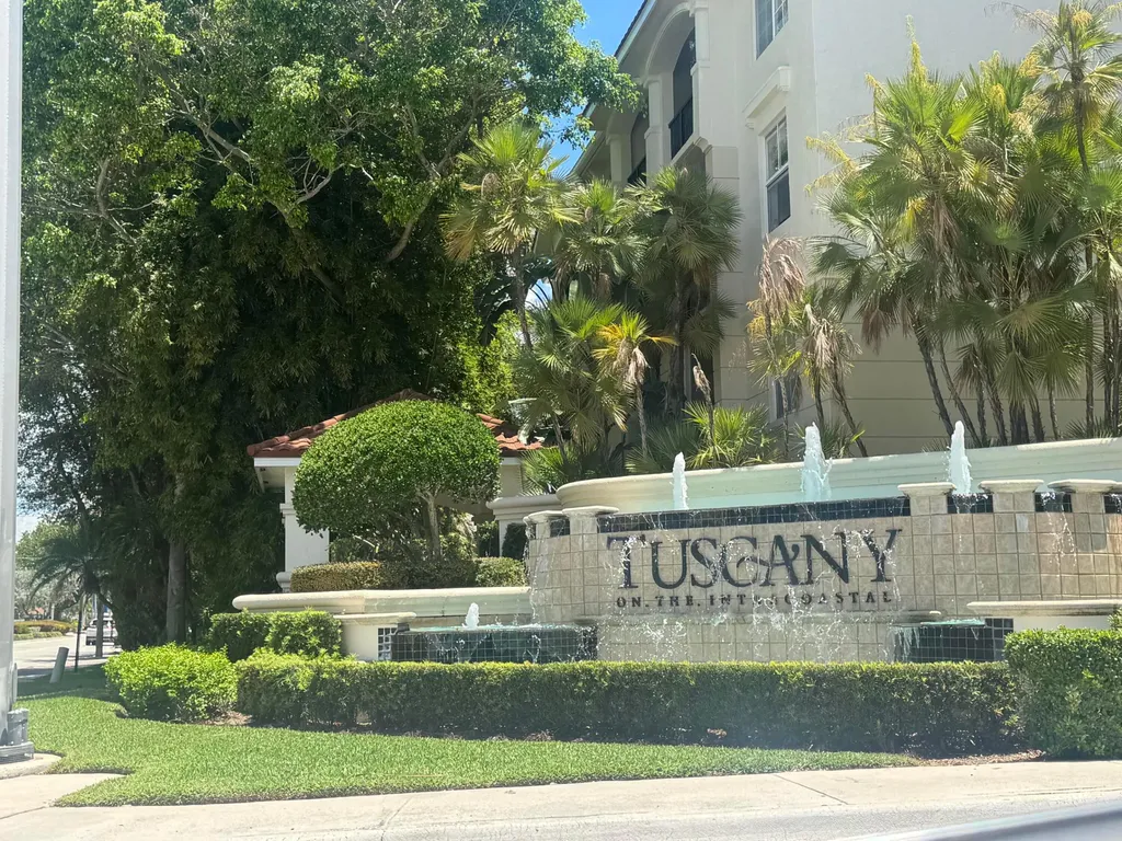 1106 Tuscany Way Boynton Beach FL 33435
