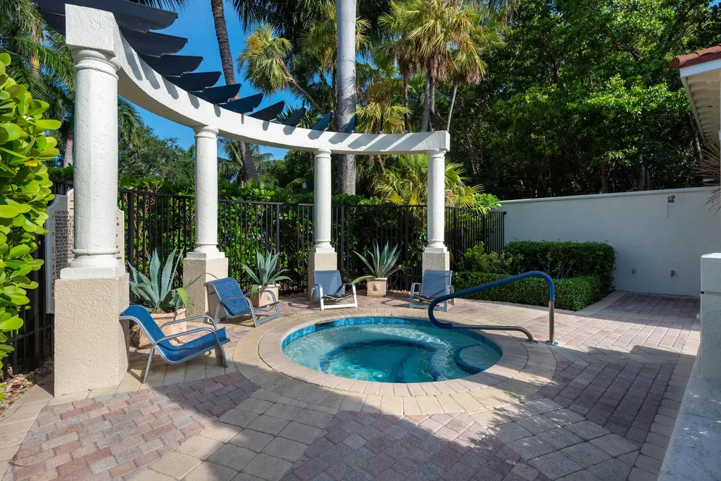 1106 Tuscany Way Boynton Beach FL 33435