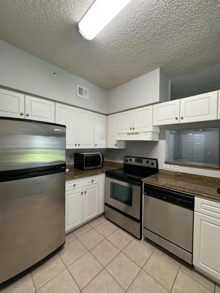 1106 Tuscany Way Boynton Beach FL 33435