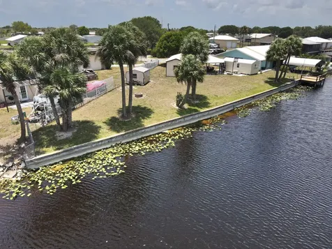 1115 Elm Street Okeechobee FL 34974