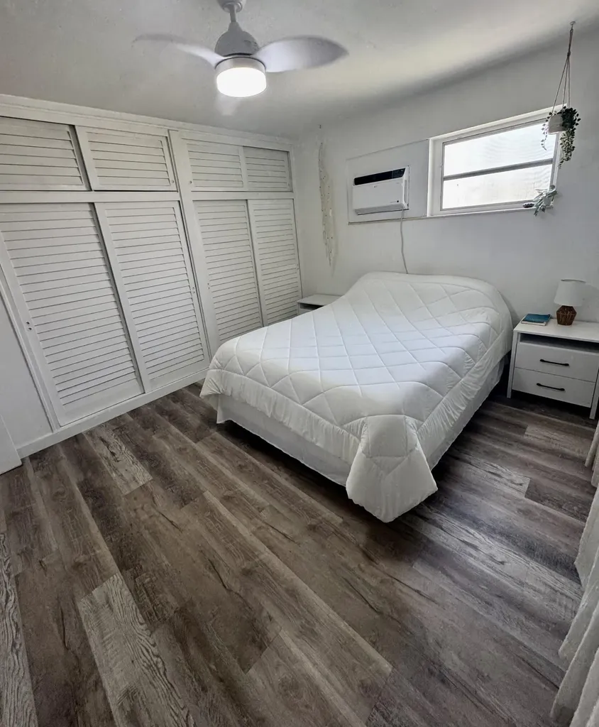 113 N Lakeside Drive Lake Worth Beach FL 33460