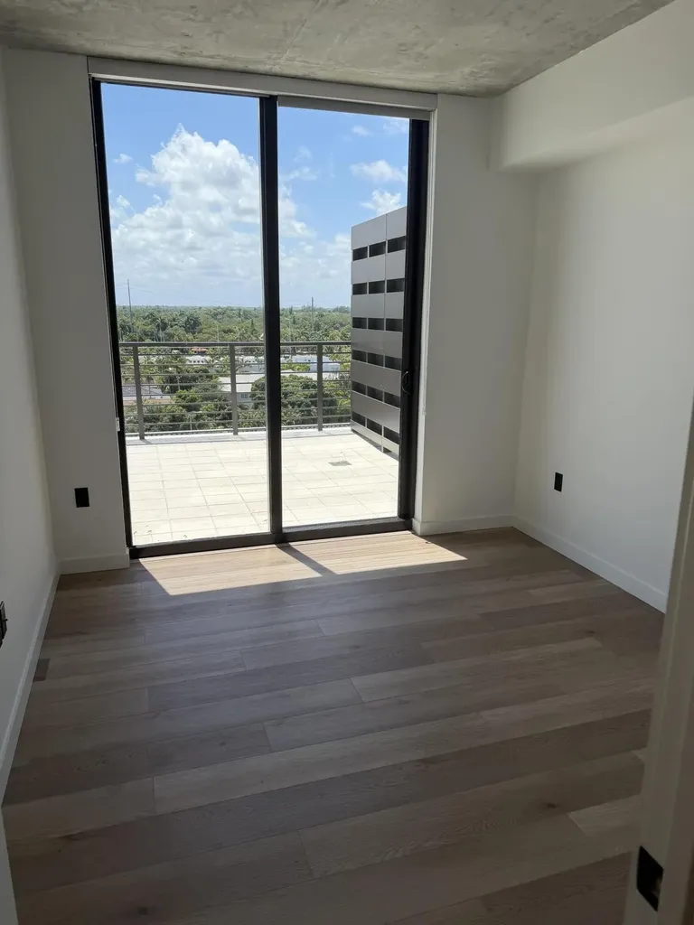 307 SW 5th Street Fort Lauderdale FL 33315