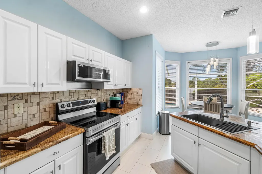 4180 Manor Forest Trail Boynton Beach FL 33436