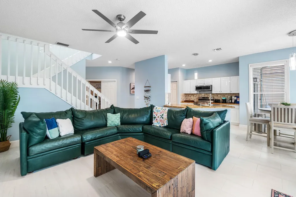 4180 Manor Forest Trail Boynton Beach FL 33436