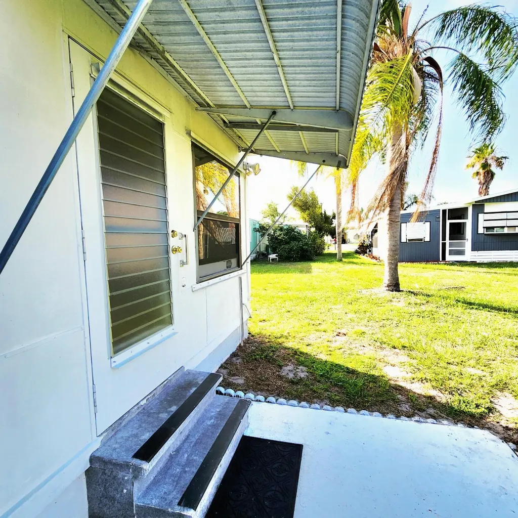 249 Camino Del Rio Port St Lucie FL 34952