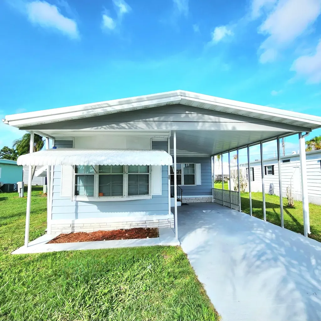 249 Camino Del Rio Port St Lucie FL 34952