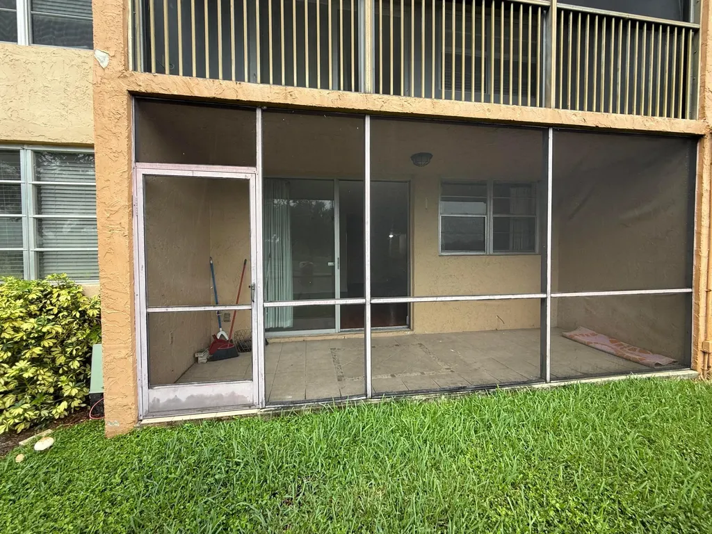 3001 W Rolling Hills Circle Davie FL 33328