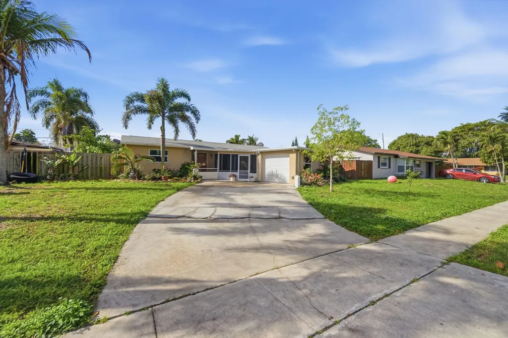 6830 NW 8th Court Margate FL 33063