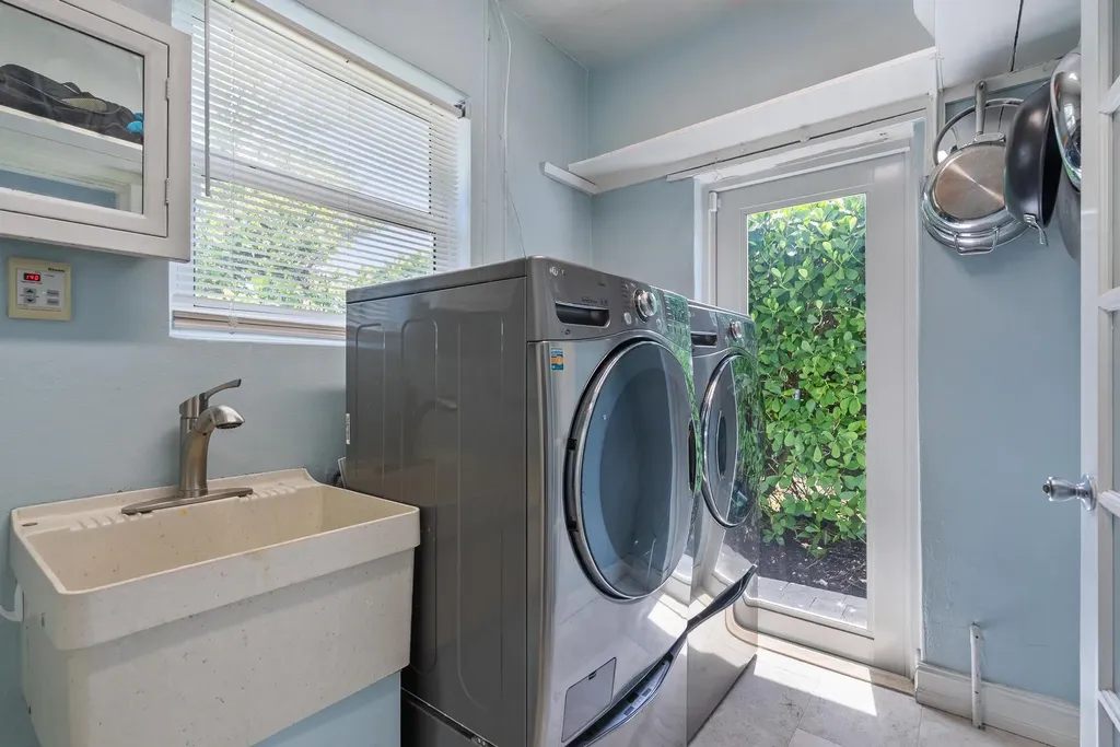 145 Vassar Drive Lake Worth Beach FL 33460