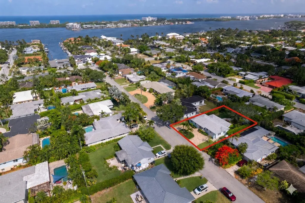 145 Vassar Drive Lake Worth Beach FL 33460