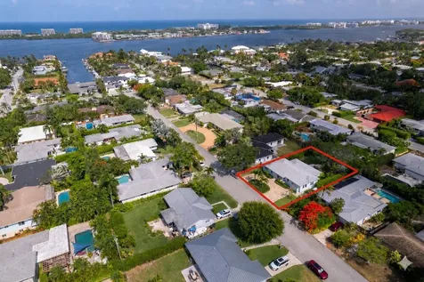 145 Vassar Drive Lake Worth Beach FL 33460