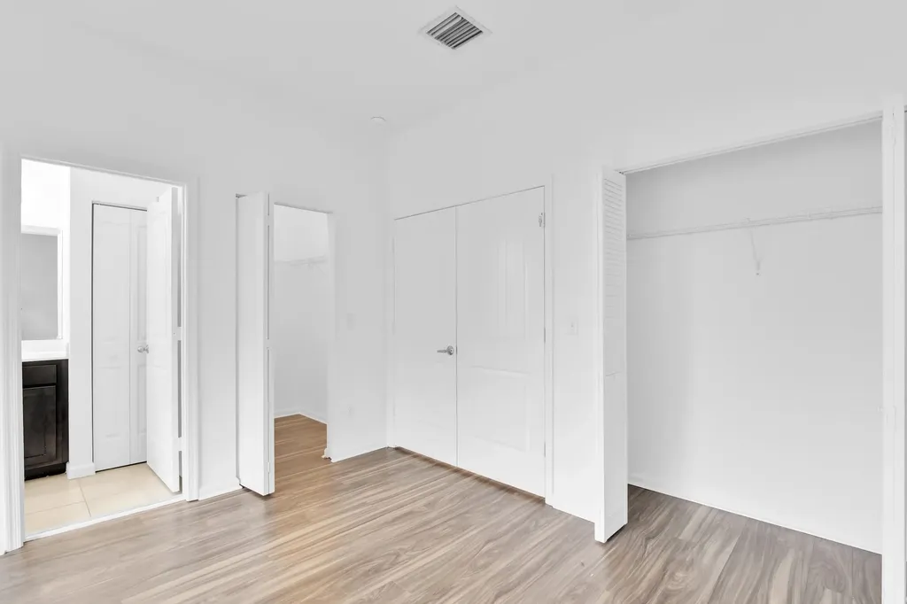 358 SE 1st Way Deerfield Beach FL 33441