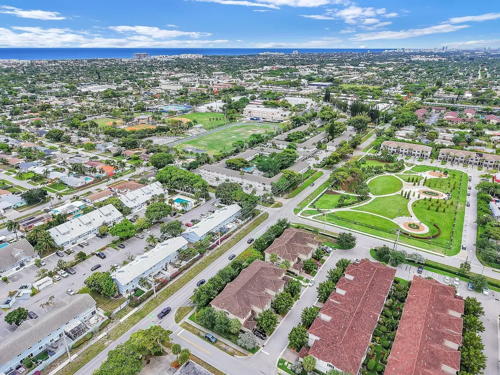358 SE 1st Way Deerfield Beach FL 33441
