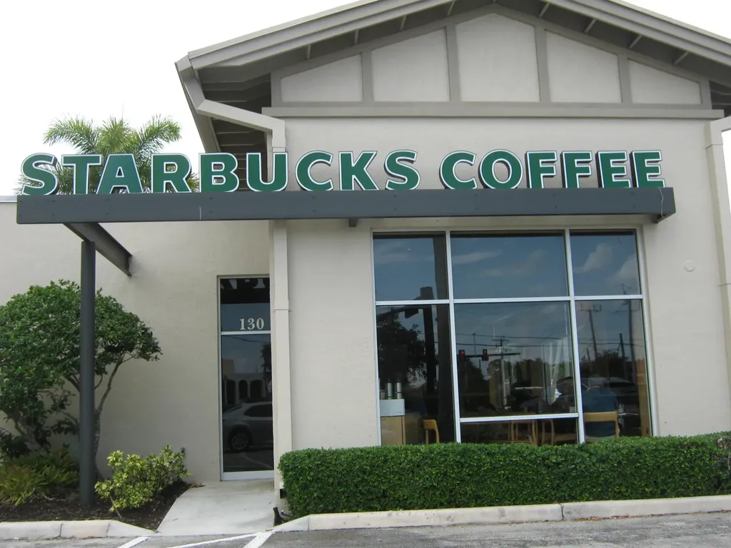 358 SE 1st Way Deerfield Beach FL 33441