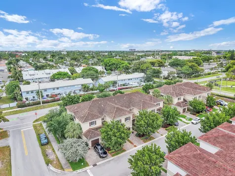 358 SE 1st Way Deerfield Beach FL 33441